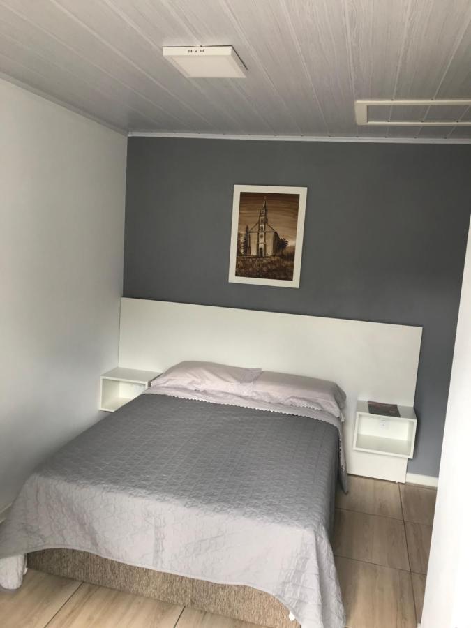 Suite Em Gramado, Proxima A Avenida Das Hortencias Exterior photo